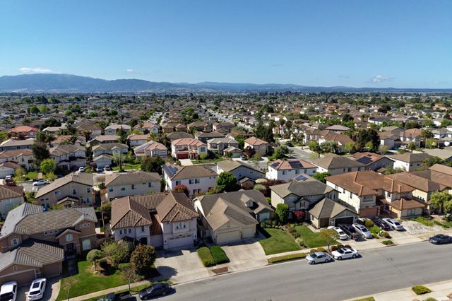 510 Wimbledon Avenue, Salinas, CA 93906