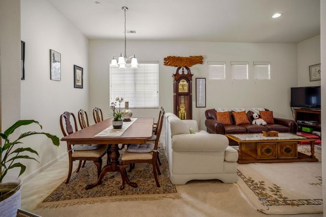510 Wimbledon Avenue, Salinas, CA 93906