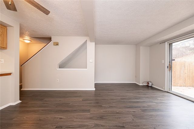 159 Ligonier Ln, Plum Boro, PA 15068