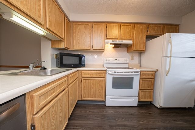 159 Ligonier Ln, Plum Boro, PA 15068