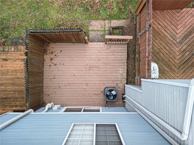 159 Ligonier Ln, Plum Boro, PA 15068