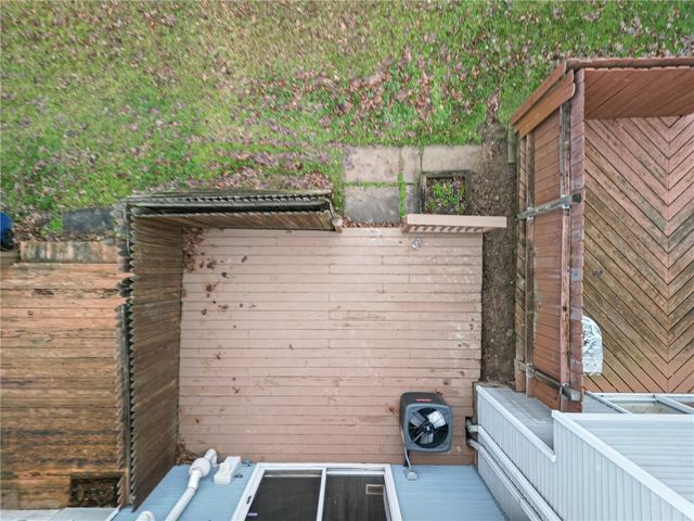 159 Ligonier Ln, Plum Boro, PA 15068