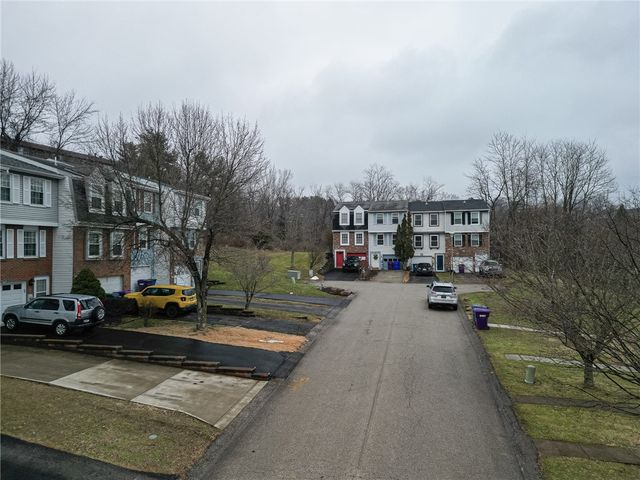 159 Ligonier Ln, Plum Boro, PA 15068