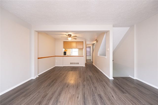 159 Ligonier Ln, Plum Boro, PA 15068