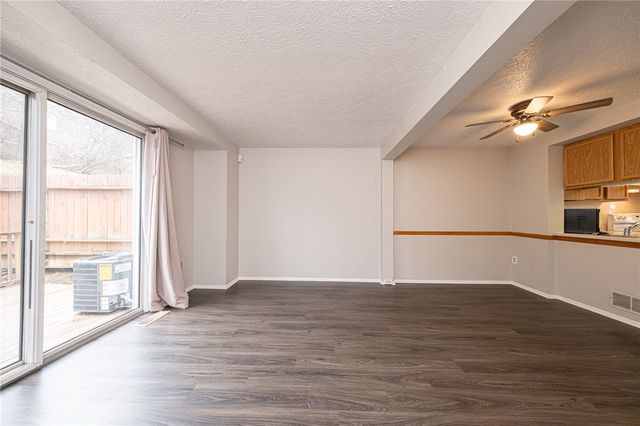 159 Ligonier Ln, Plum Boro, PA 15068