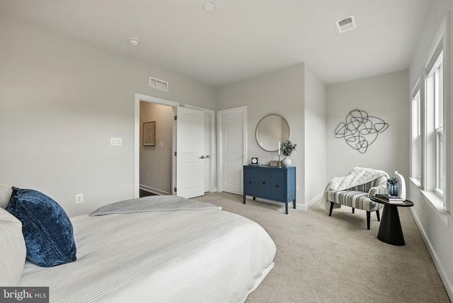 13220 LAKE WATERVIEW WAY, Herndon, VA 20171