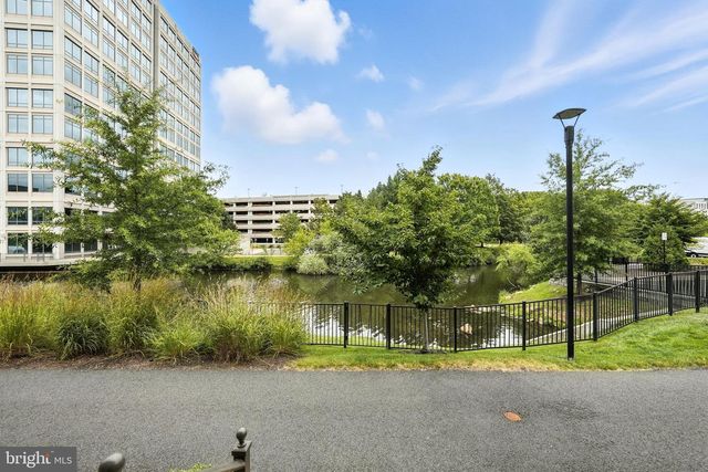 13220 LAKE WATERVIEW WAY, Herndon, VA 20171