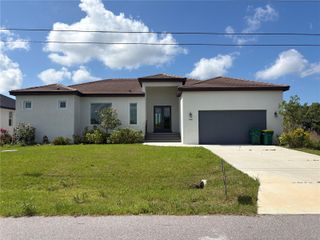 15384 HENNIPEN CIRCLE, Port Charlotte, FL 33981