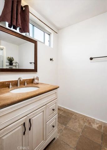 4230 Whitsett Avenue 4, Studio City, CA 91604