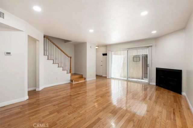 4230 Whitsett Avenue 4, Studio City, CA 91604