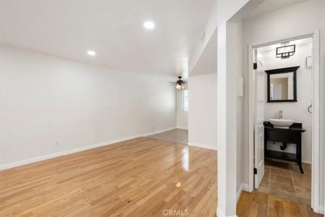 4230 Whitsett Avenue 4, Studio City, CA 91604