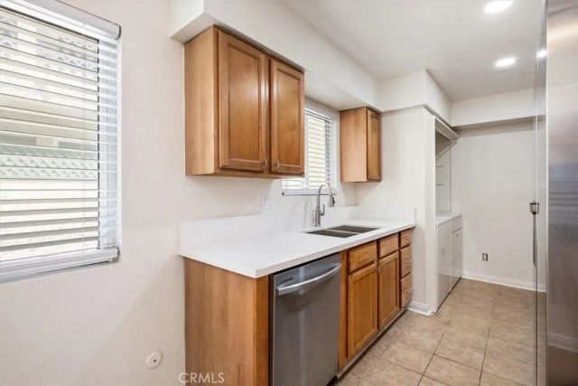 4230 Whitsett Avenue 4, Studio City, CA 91604