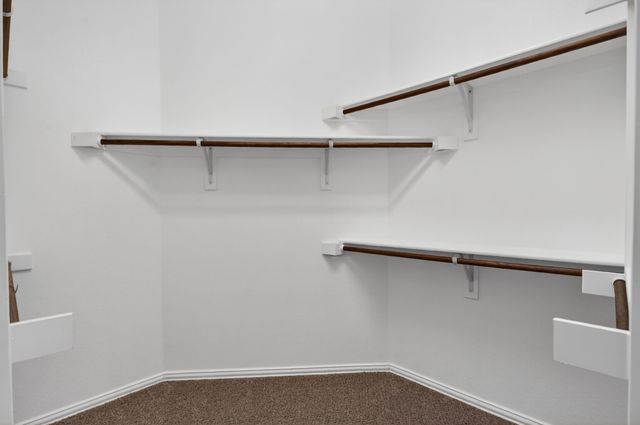 508 Lakeview Drive, Alvarado, TX 76009