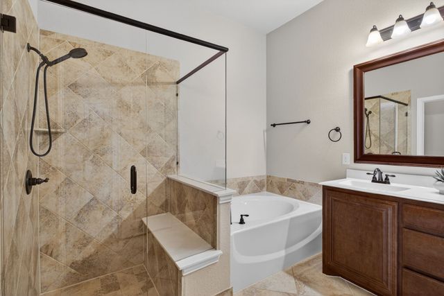 508 Lakeview Drive, Alvarado, TX 76009