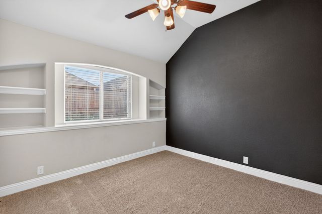 508 Lakeview Drive, Alvarado, TX 76009