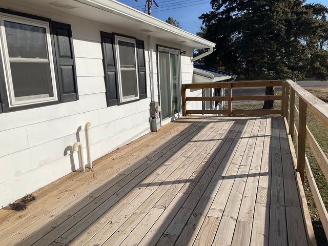 101-103 W Sheridan Street, Eldridge, IA 52748