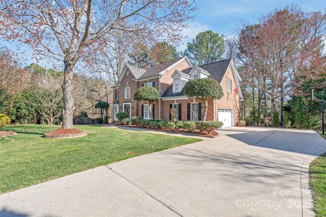 5101 Belicourt Drive, Charlotte, NC 28277