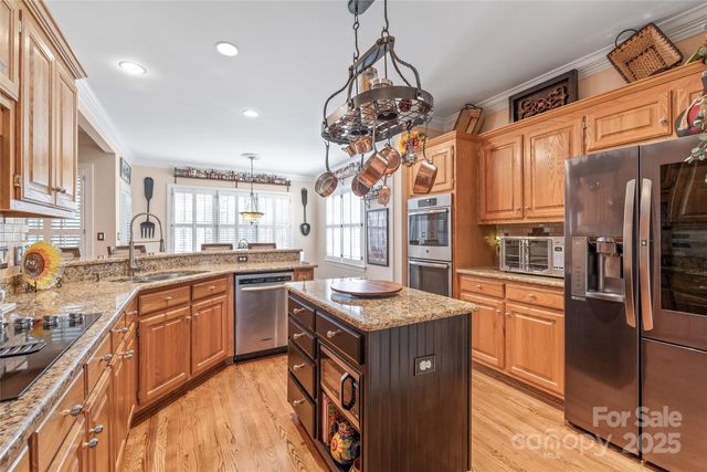 5101 Belicourt Drive, Charlotte, NC 28277