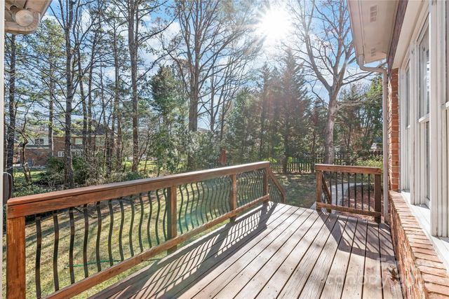 5101 Belicourt Drive, Charlotte, NC 28277