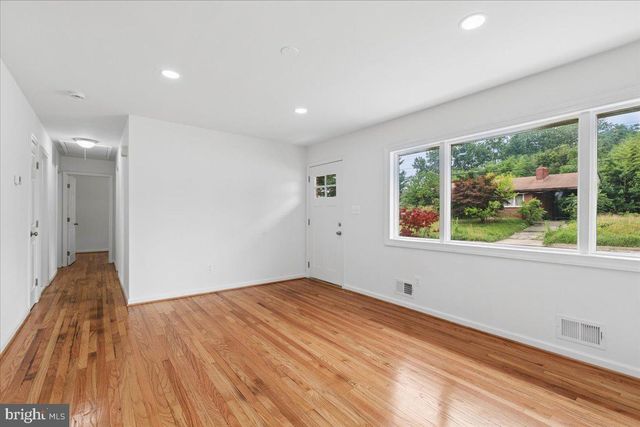 105 CHALMERS AVE, Glen Burnie, MD 21061