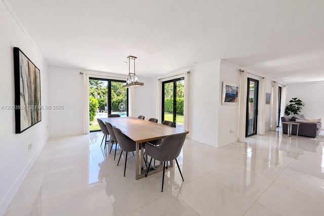 471 SW 30th Rd, Miami, FL 33129