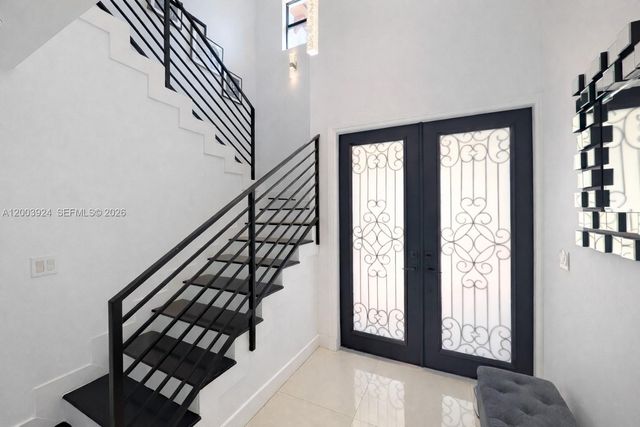 471 SW 30th Rd, Miami, FL 33129