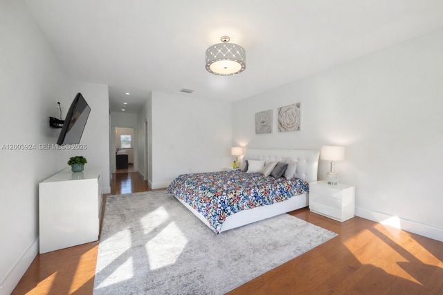 471 SW 30th Rd, Miami, FL 33129