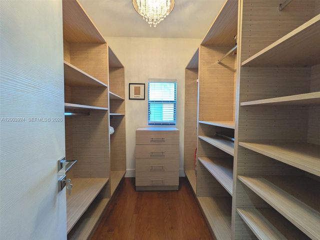 471 SW 30th Rd, Miami, FL 33129