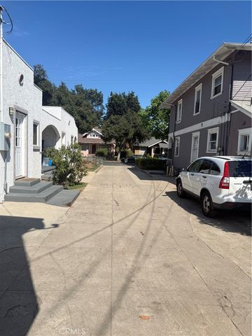 1102 French, Santa Ana, CA 92701