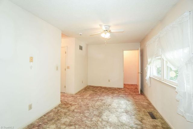 1001 Sykes Avenue, Greensboro, NC 27405