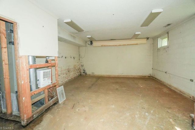 1001 Sykes Avenue, Greensboro, NC 27405