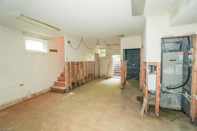 1001 Sykes Avenue, Greensboro, NC 27405