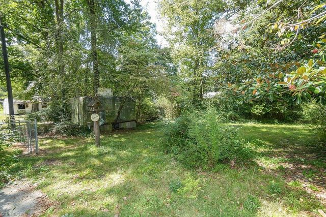 1001 Sykes Avenue, Greensboro, NC 27405