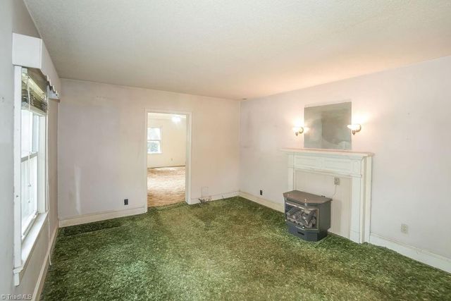1001 Sykes Avenue, Greensboro, NC 27405
