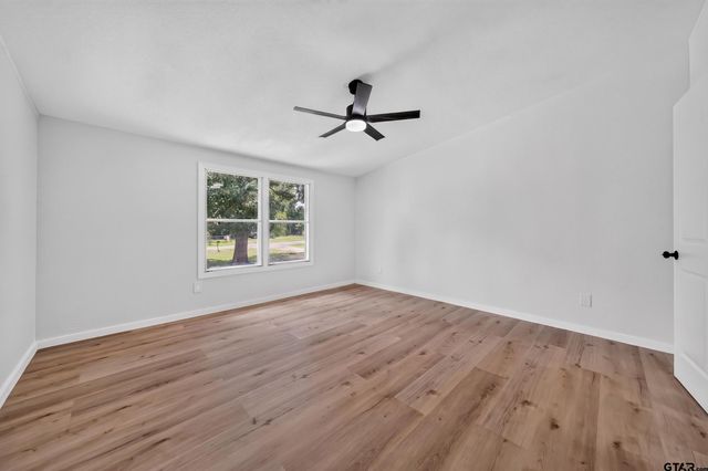 180 An County Road 4251, Palestine, TX 75803