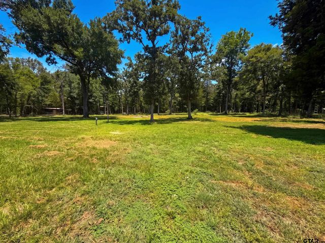 180 An County Road 4251, Palestine, TX 75803