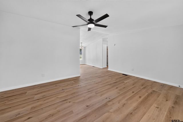 180 An County Road 4251, Palestine, TX 75803
