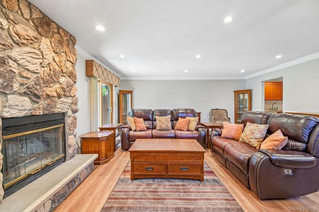 174 Eagleton Drive, Monroe, NY 10950