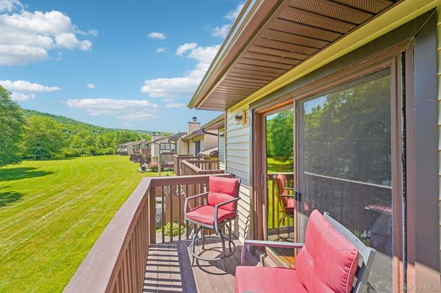 174 Eagleton Drive, Monroe, NY 10950