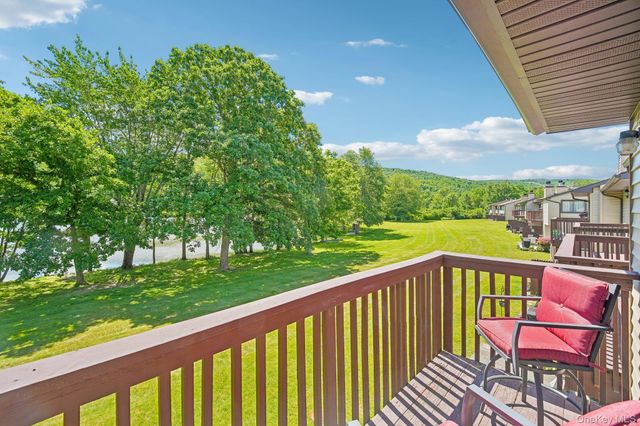 174 Eagleton Drive, Monroe, NY 10950