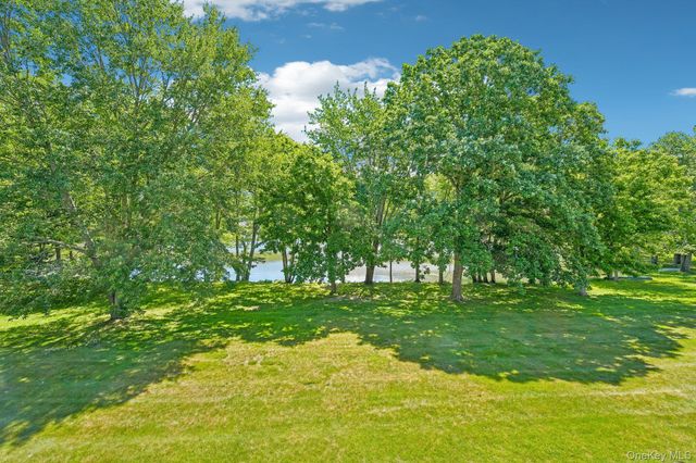 174 Eagleton Drive, Monroe, NY 10950