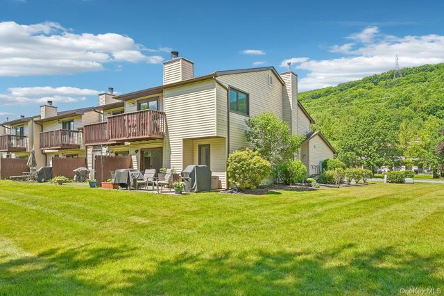 174 Eagleton Drive, Monroe, NY 10950