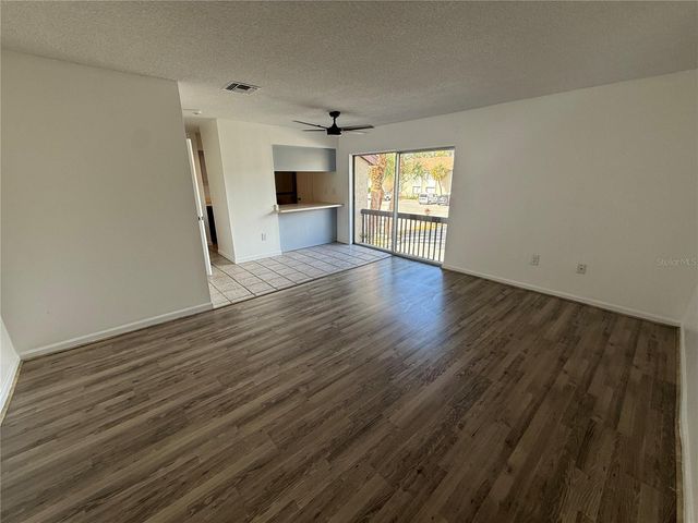 2632 HIDDEN LAKE DRIVE N H, Sarasota, FL 34237