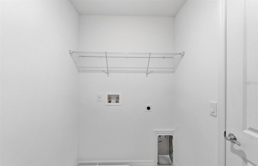 Image 17 of property listing at 11228 SYCAMORE GLEN LOOP, Thonotosassa, FL 33592