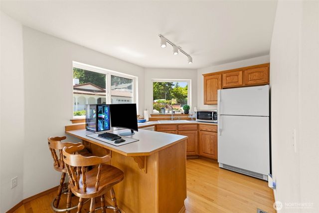 11002 Moller Drive NW, Gig Harbor, WA 98332