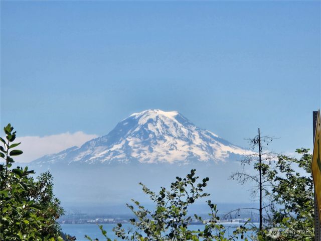 11002 Moller Drive NW, Gig Harbor, WA 98332
