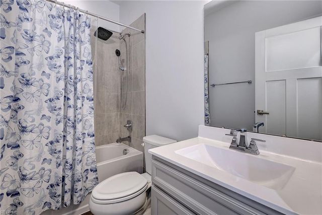 100 Pocosin PATH, Poquoson, VA 23662