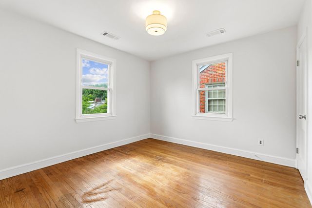 1115 42ND ST NE, Washington, DC 20019