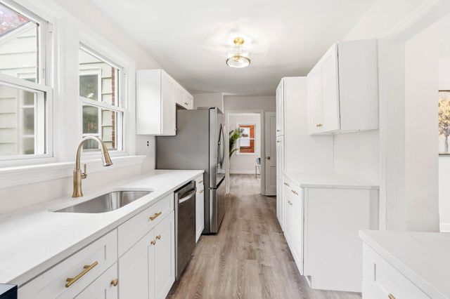 1115 42ND ST NE, Washington, DC 20019