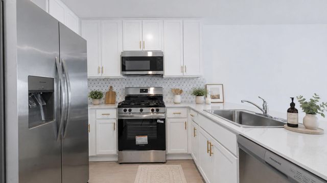 1531 Gentle Wind Court, Angleton, TX 77515